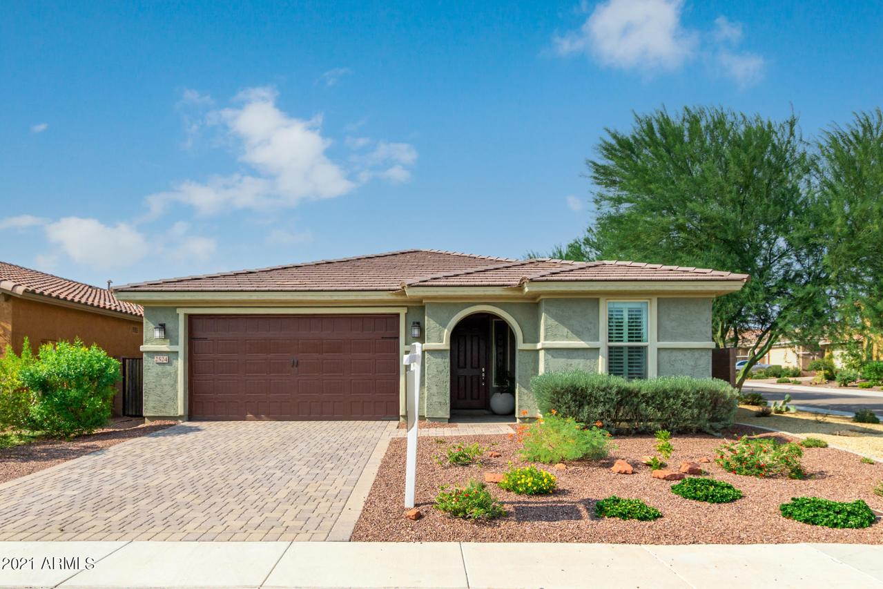 2524 W Corva Dr., Phoenix, AZ 85085