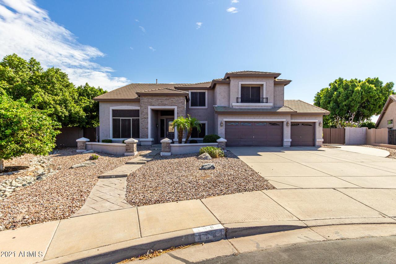 4564 E Dartmouth St., Mesa, AZ 85205