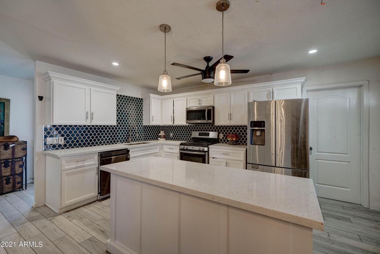 6302 W Orange Dr., Glendale, AZ 85301