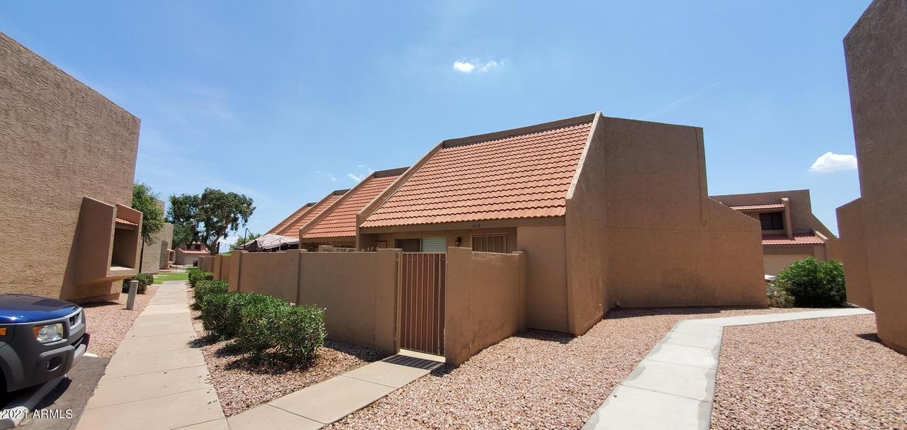 4352 W State Ave., Glendale, AZ 85301
