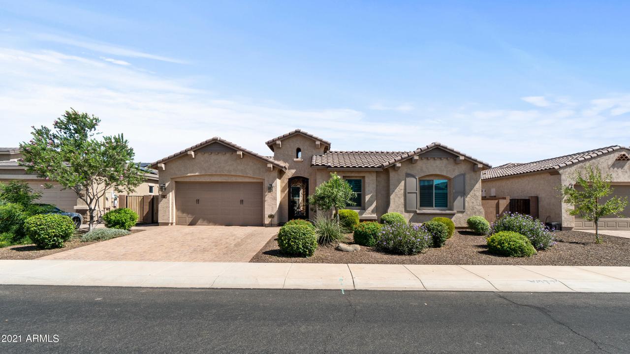 862 E Hampton Ln., Gilbert, AZ 85295