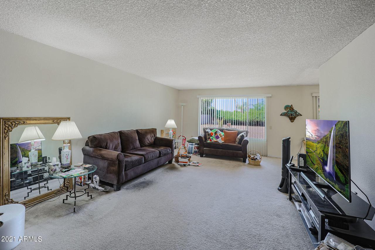 17424 N Jasmine Dr., Sun City, AZ 85373