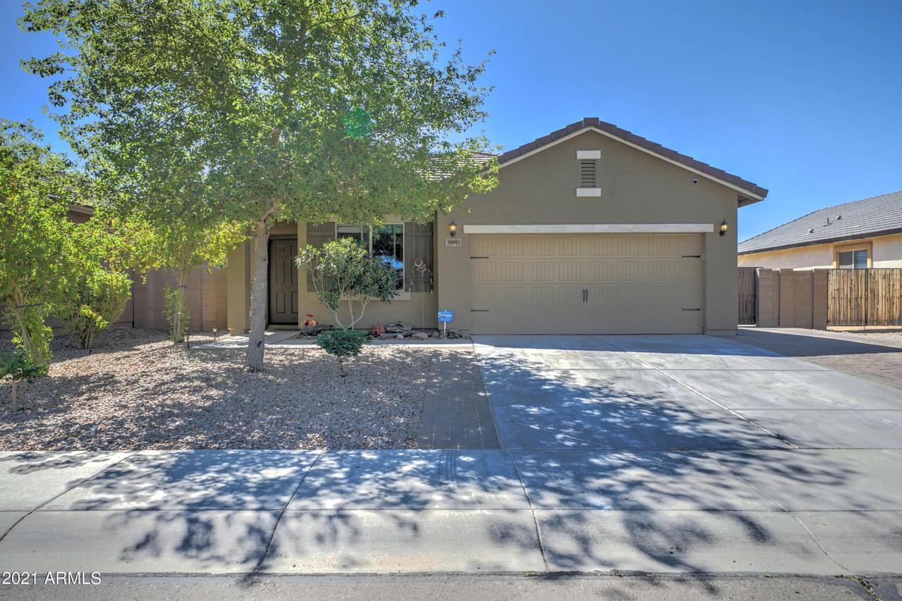 39993 W Walker Way, Maricopa, AZ 85138