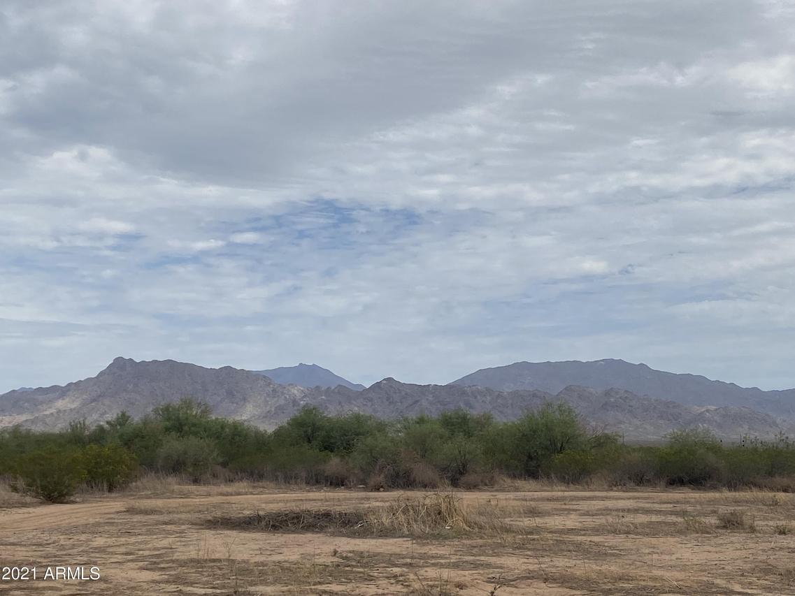 S 80th Ave. #4 & 5, Maricopa, AZ 85139