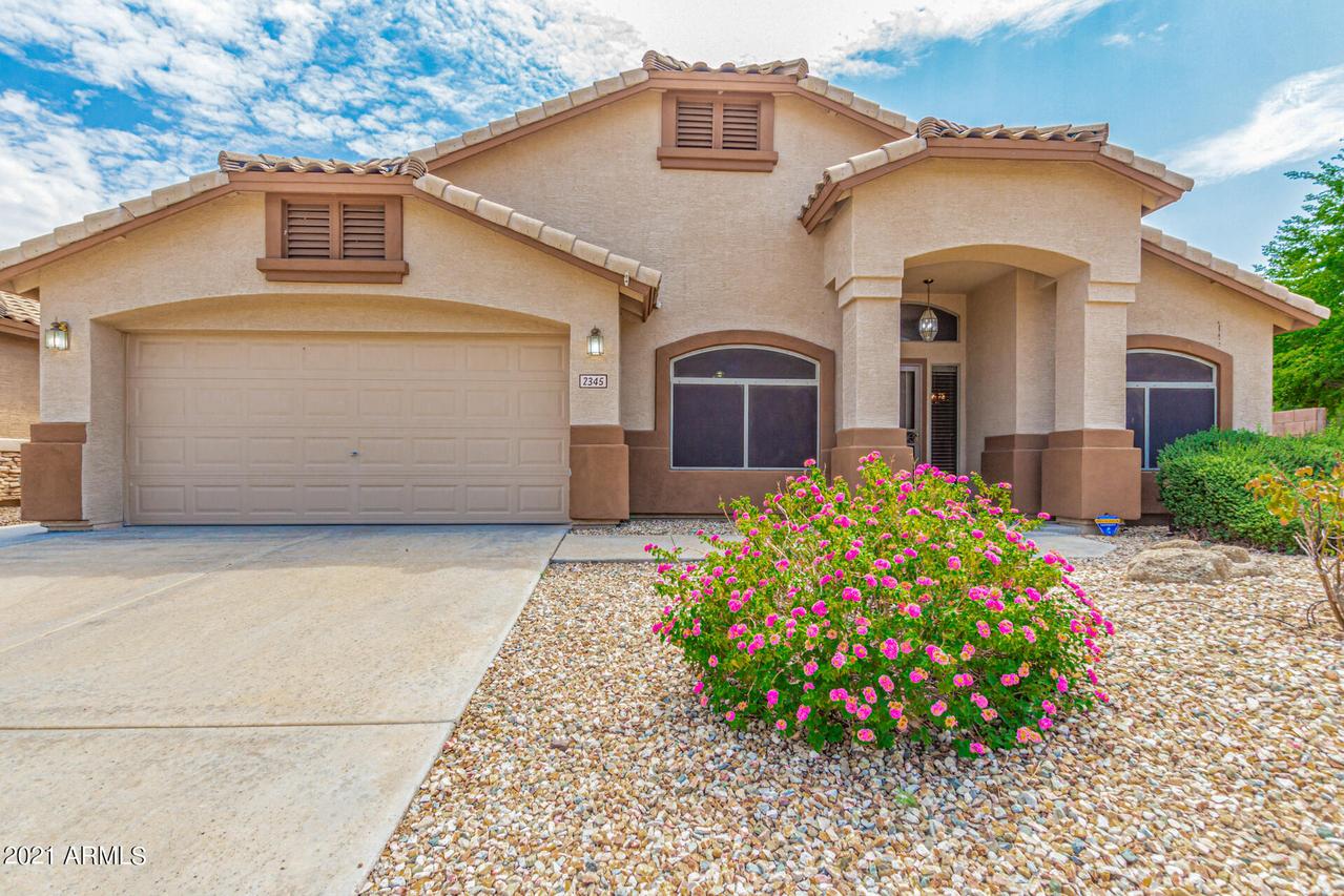 2345 W Straight Arrow Ln., Phoenix, AZ 85085