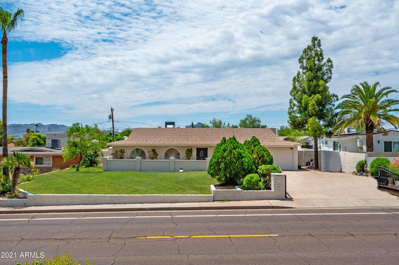 2835 E Thunderbird Rd., Phoenix, AZ 85032