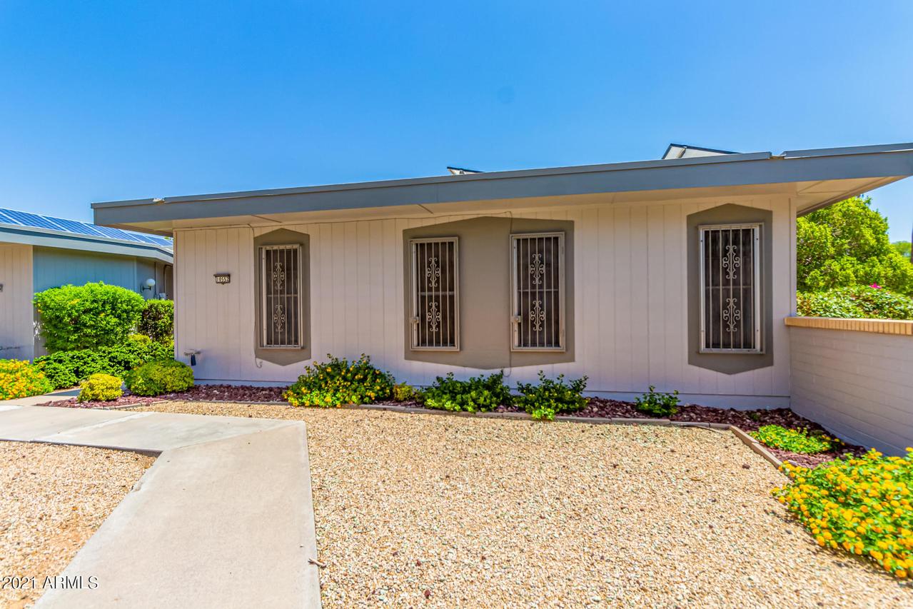 10552 W Palmeras Dr., Sun City, AZ 85373