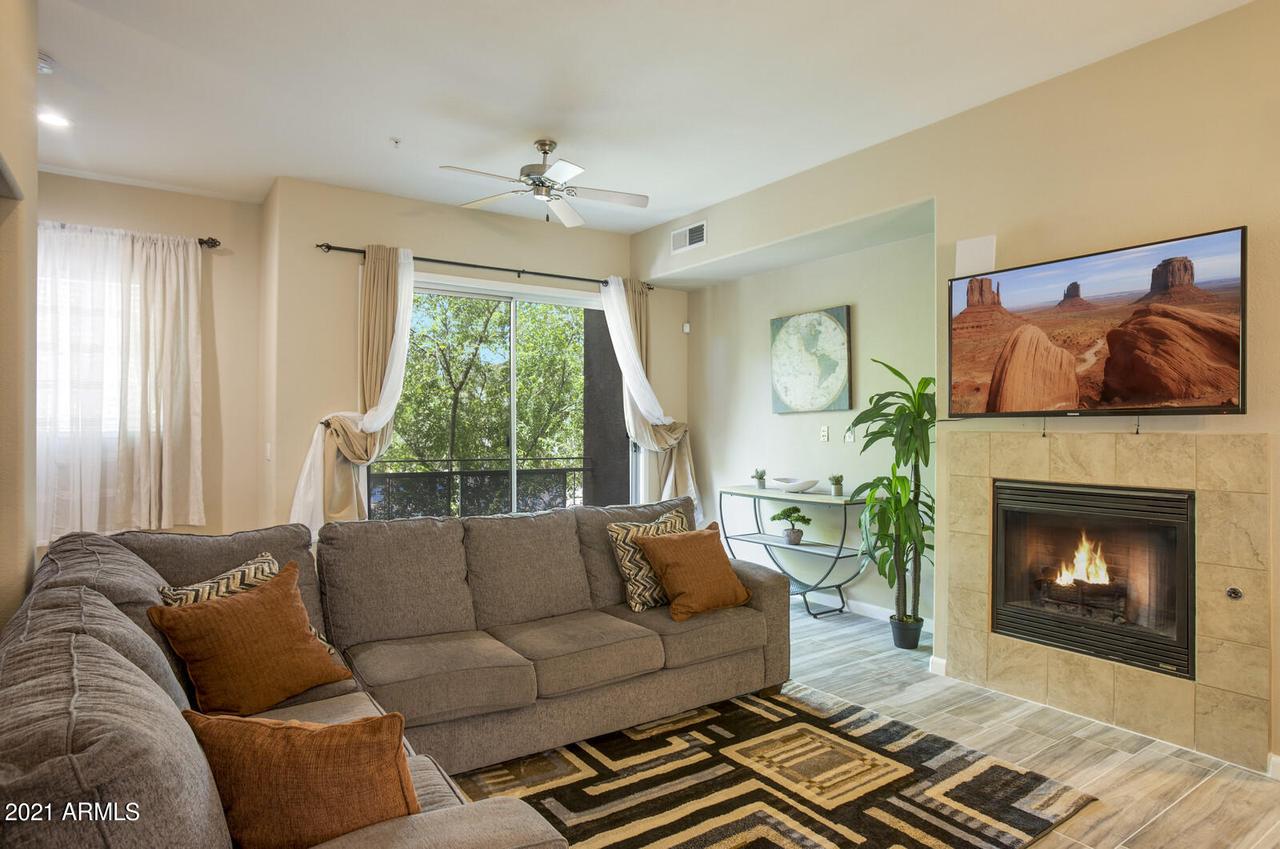 6605 N 93rd Ave. #1008, Glendale, AZ 85305