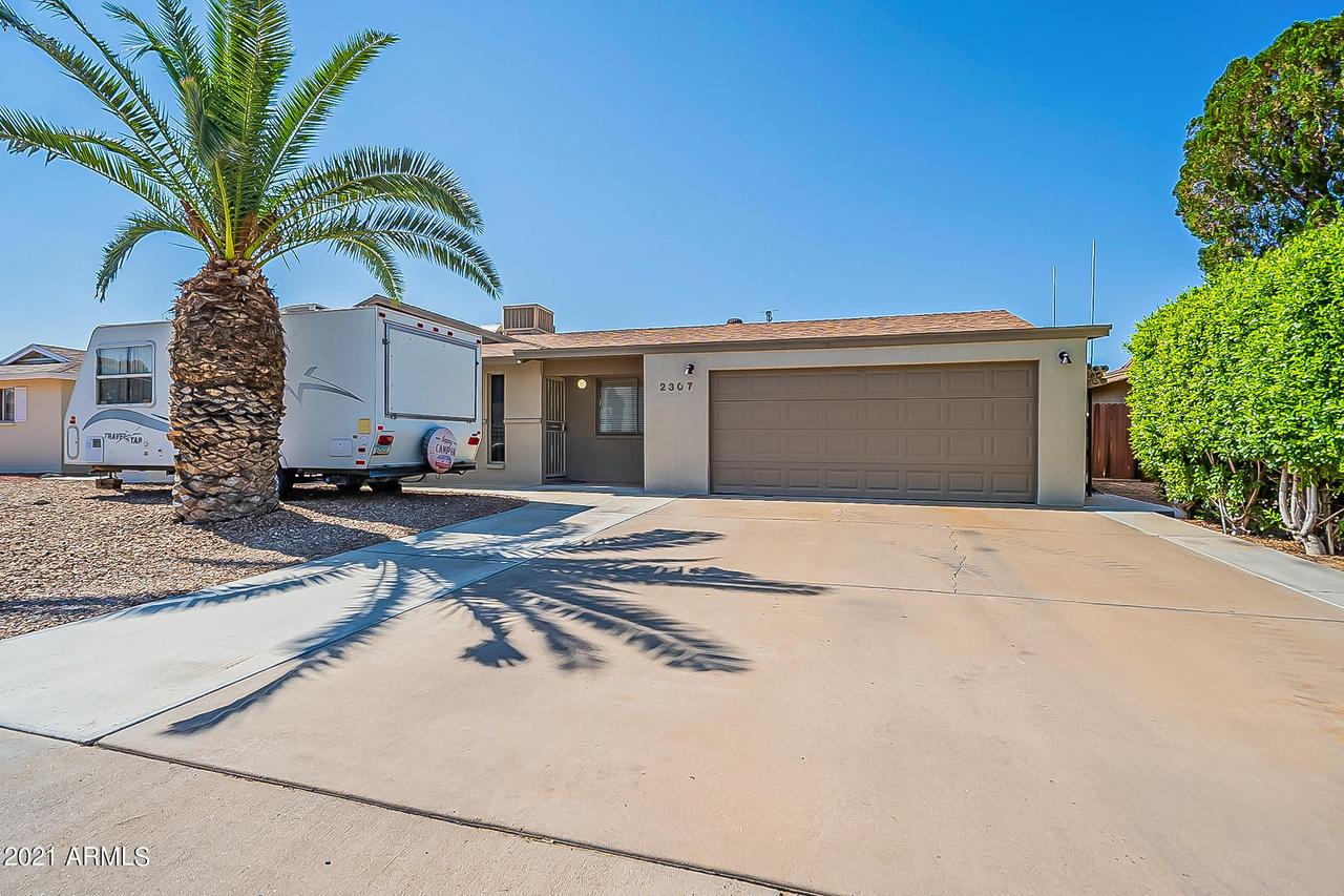 2307 E Greenway Rd., Phoenix, AZ 85022