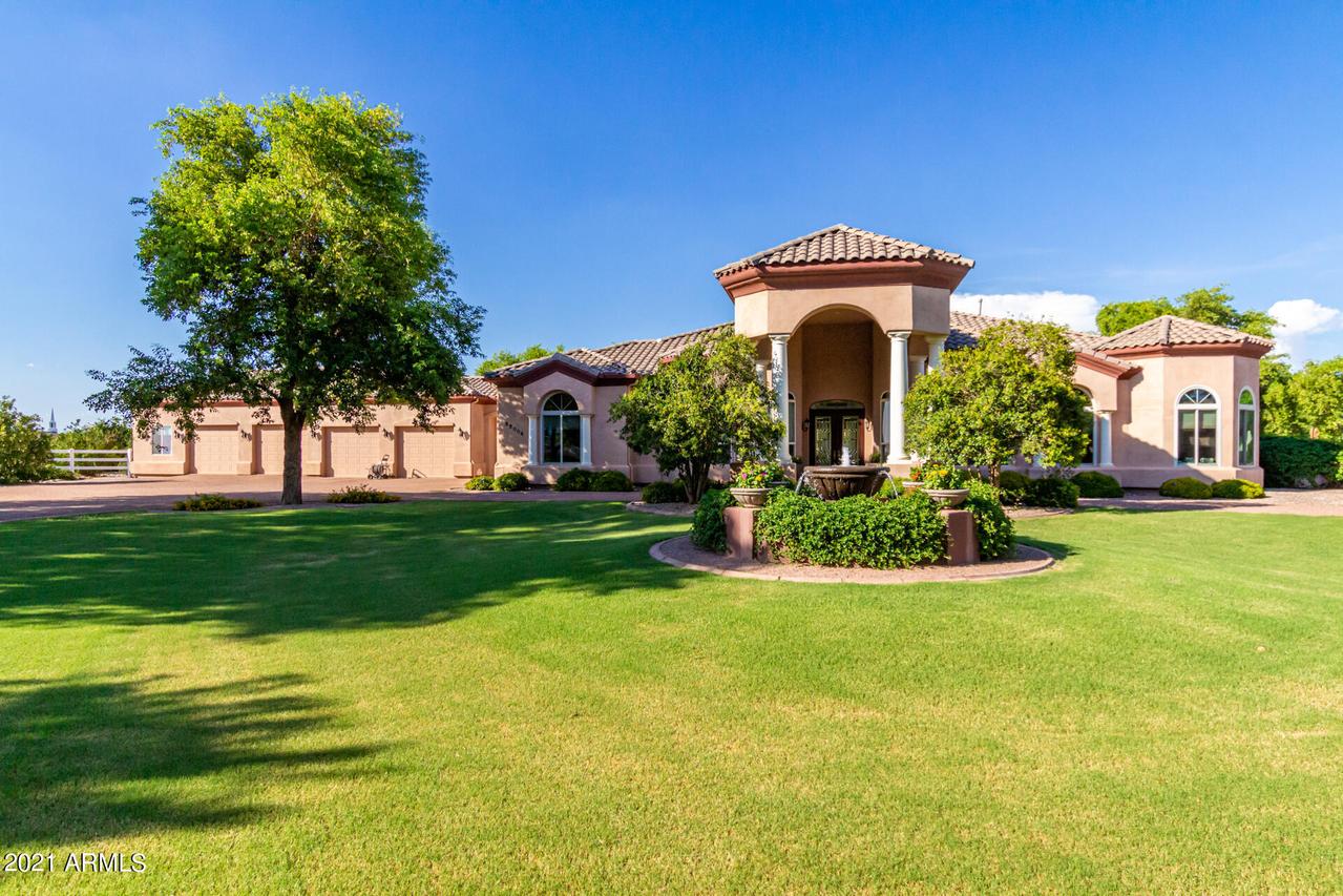 22004 E Country Shadows Rd., Queen Creek, AZ 85142