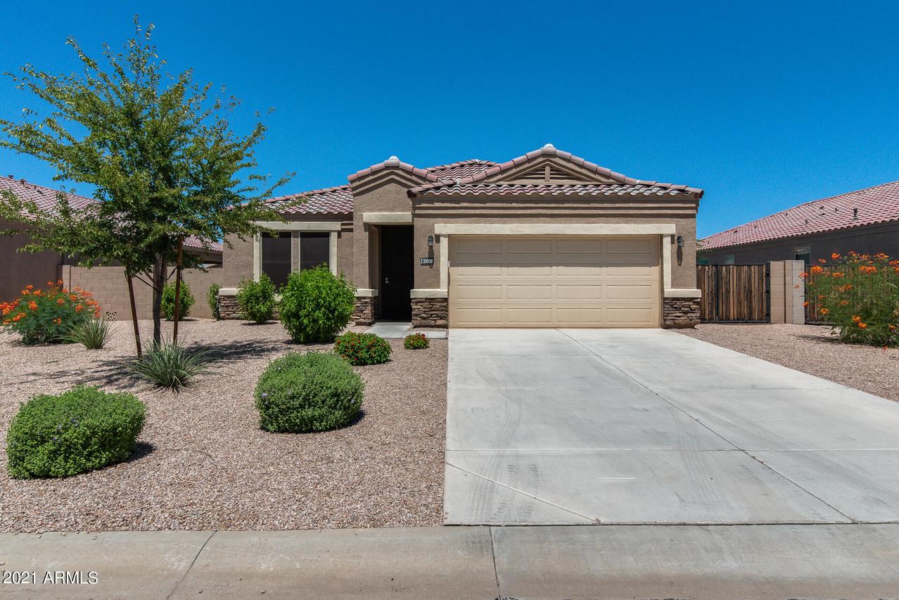 35930 N Quiros Dr., San Tan Valley, AZ 85143