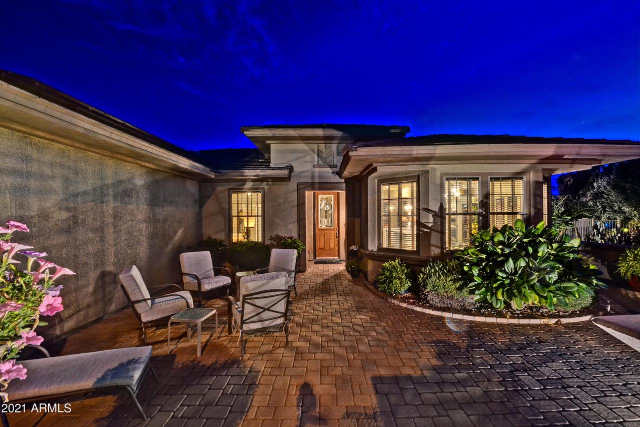16647 W Stoneridge Ct., Surprise, AZ 85387