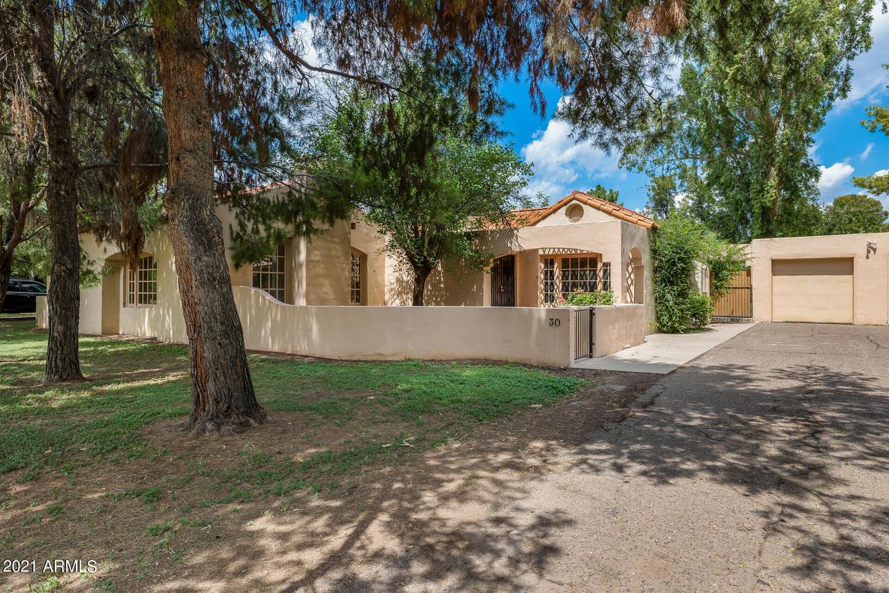 30 W Pasadena Ave., Phoenix, AZ 85013