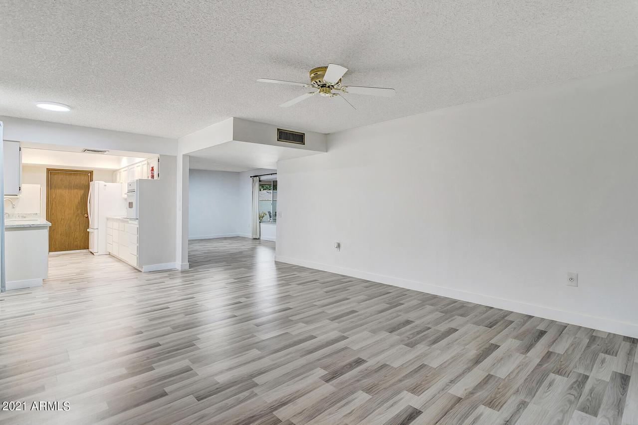 19046 N Concho Cir., Sun City, AZ 85373