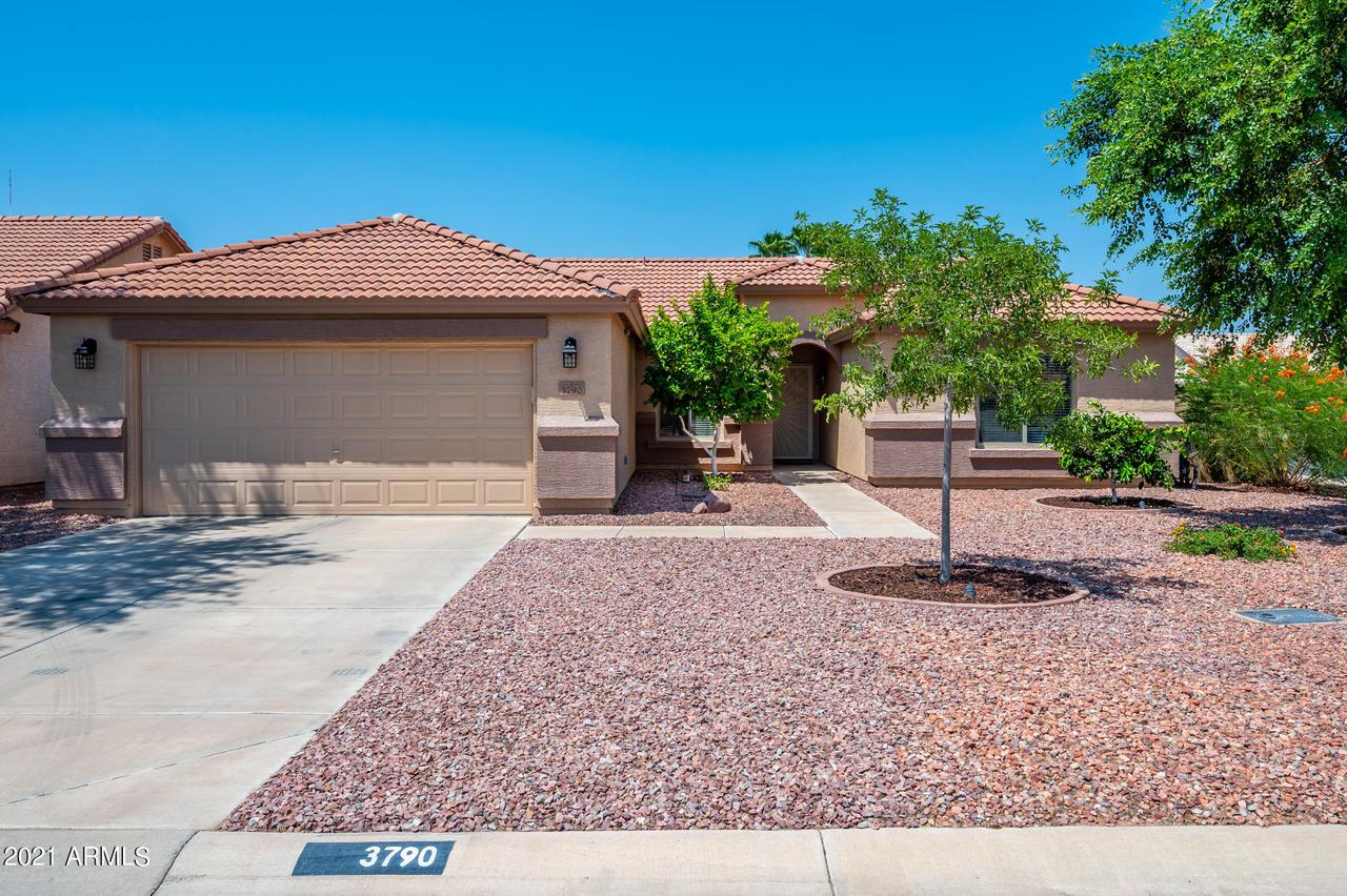 3790 E Yorkshire Cir., San Tan Valley, AZ 85140