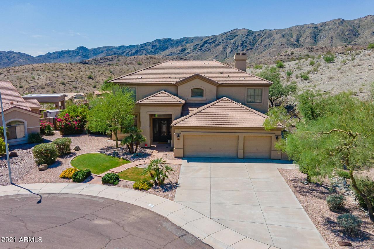 530 E Cathedral Rock Dr., Phoenix, AZ 85048
