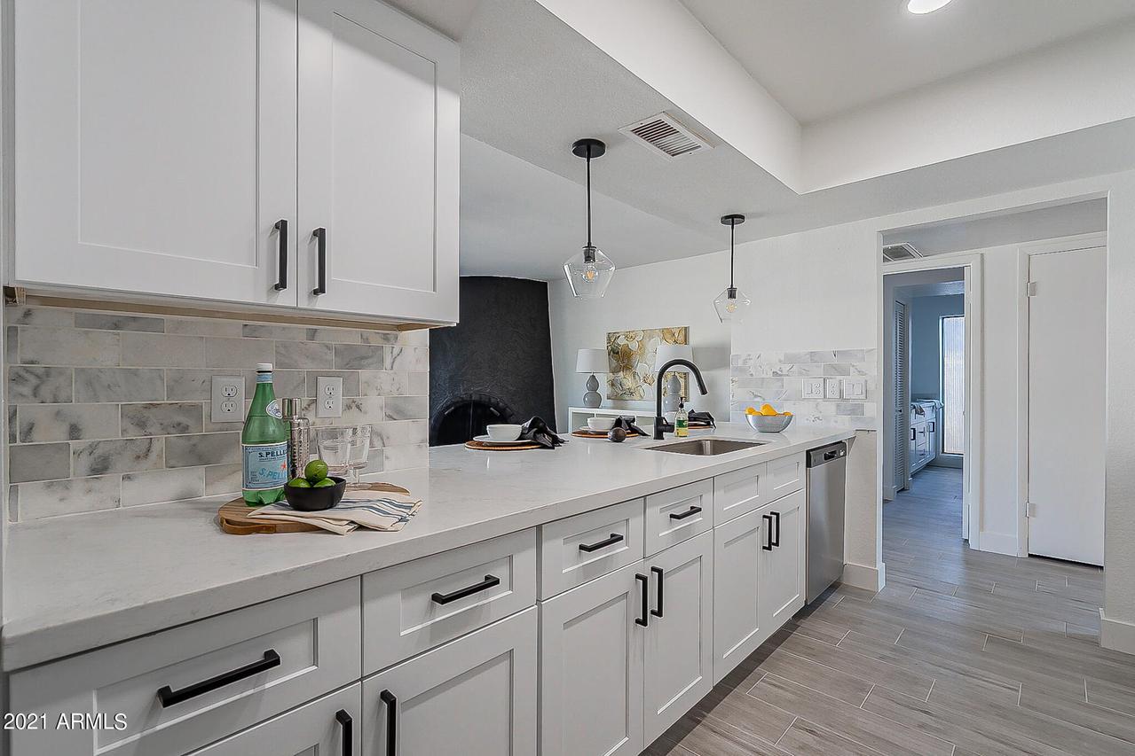 1645 S Ash, Mesa, AZ 85202