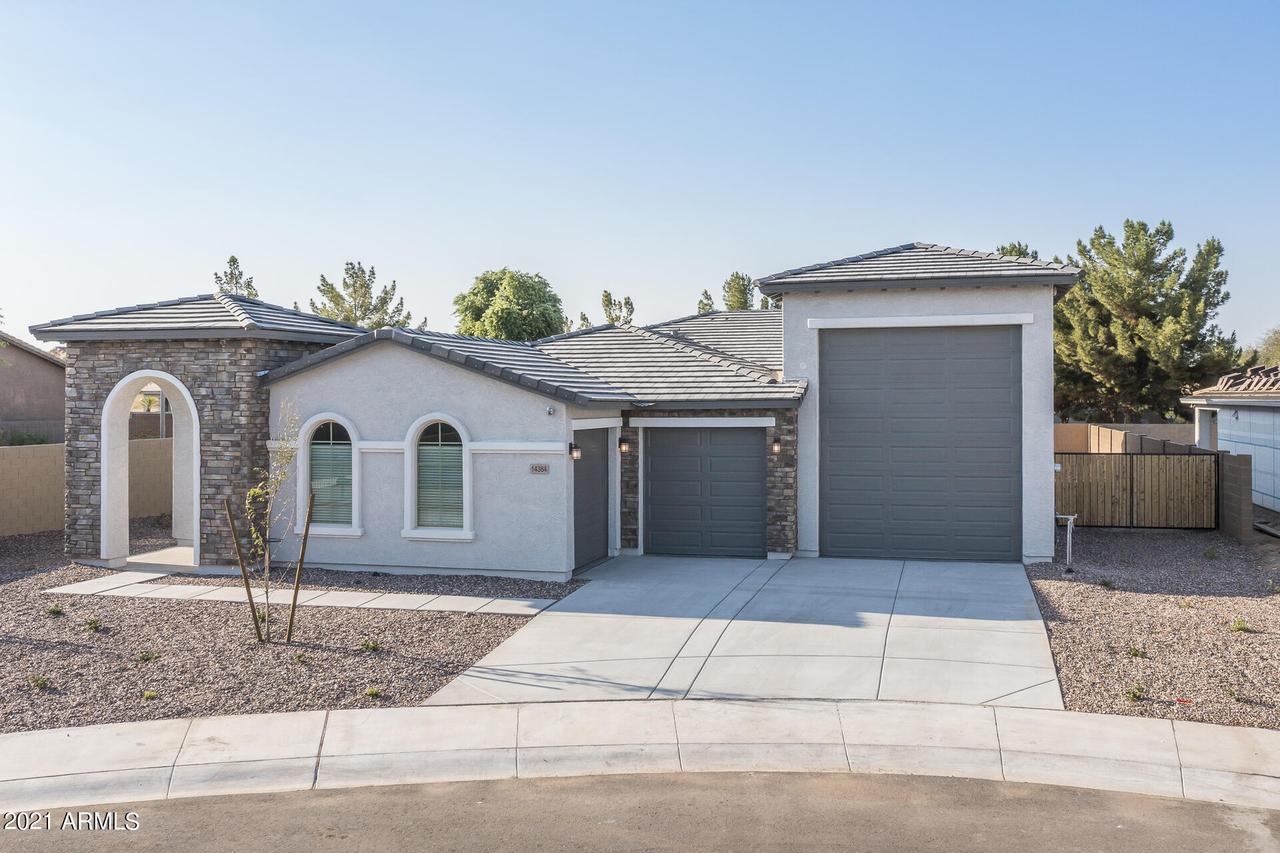 14384 W Hearn Rd., Surprise, AZ 85379