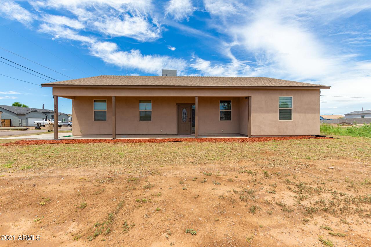 5582 E Pony Track Ln., San Tan Valley, AZ 85140