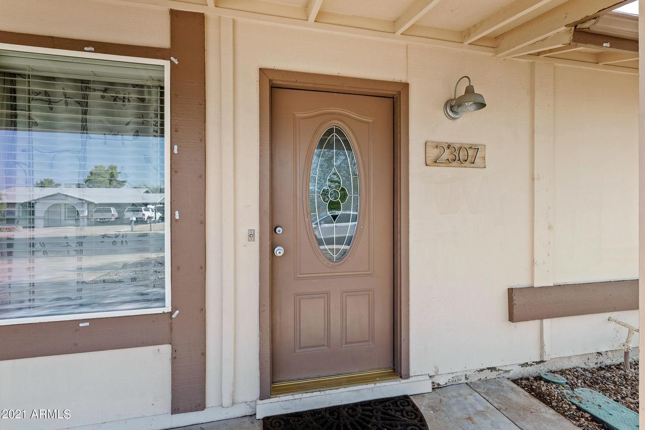2307 W Osage Ave., Mesa, AZ 85202