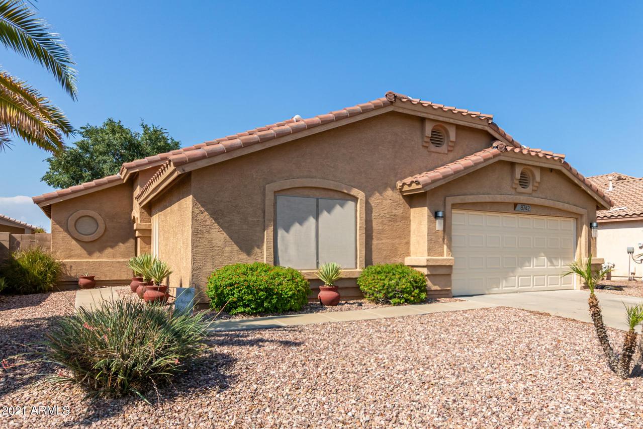 8742 W Salter Dr., Peoria, AZ 85382