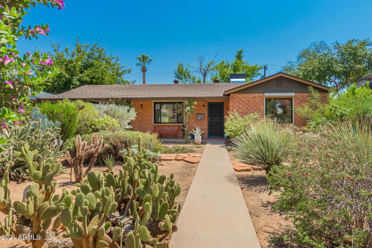 3135 E Mulberry Dr., Phoenix, AZ 85016