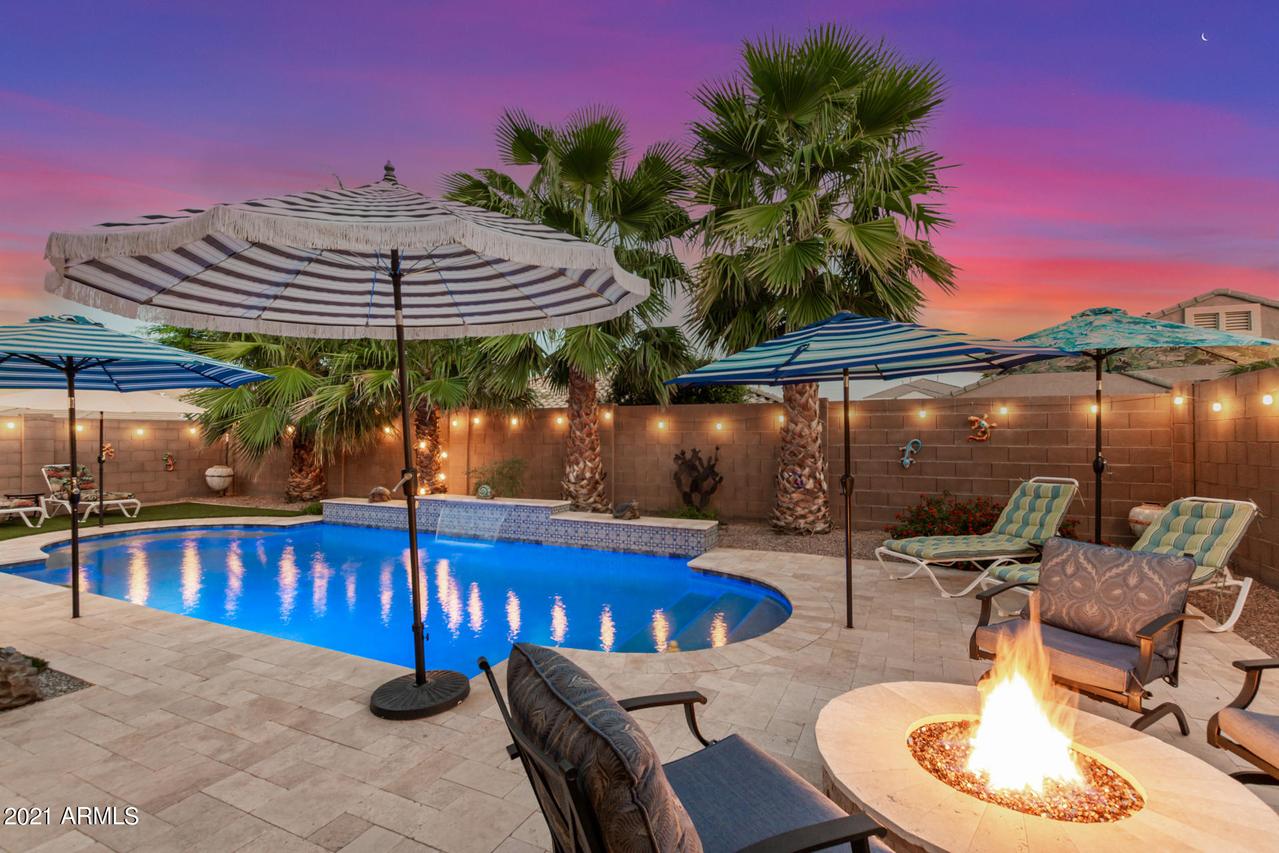 17627 W Larkspur Dr., Surprise, AZ 85388