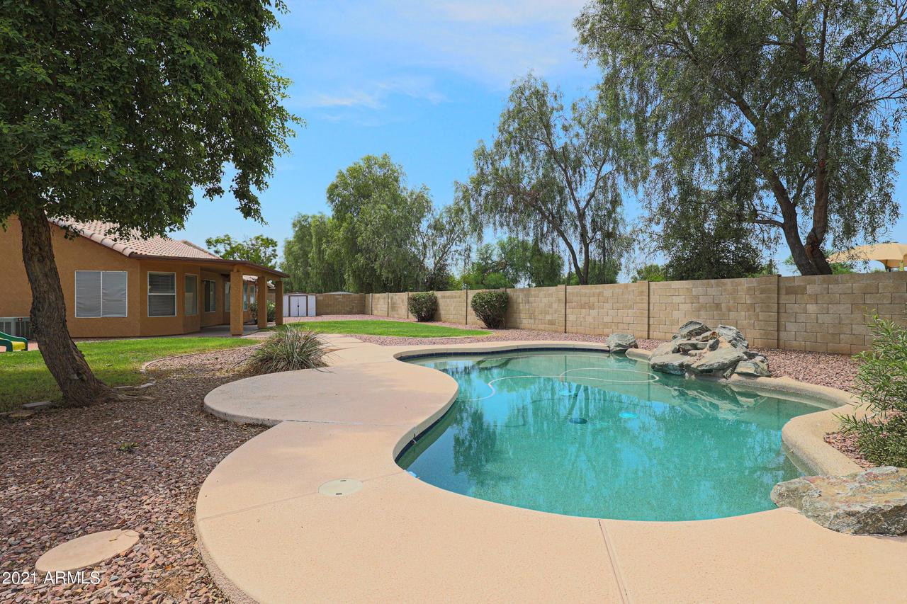 917 S San Joaquin Ct., Gilbert, AZ 85296