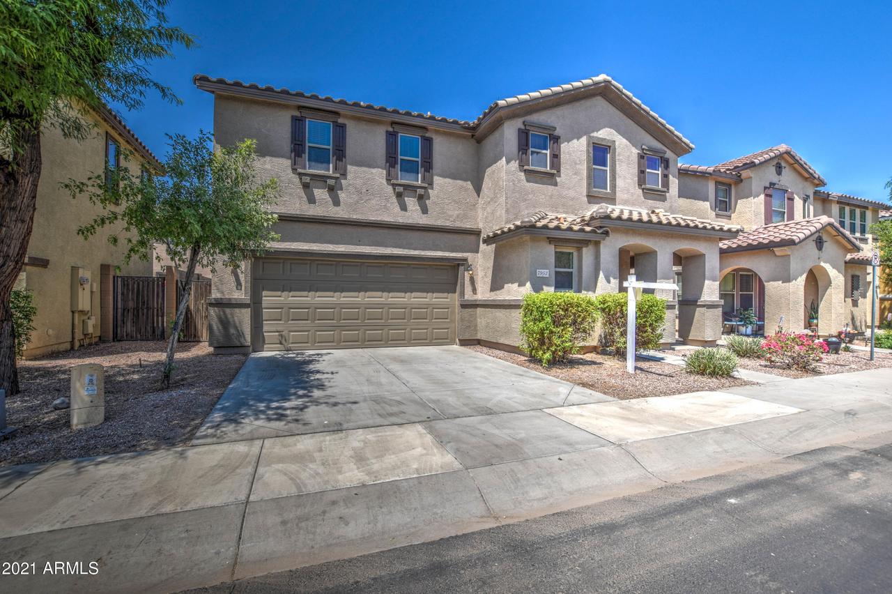 7952 W Brill St., Phoenix, AZ 85043