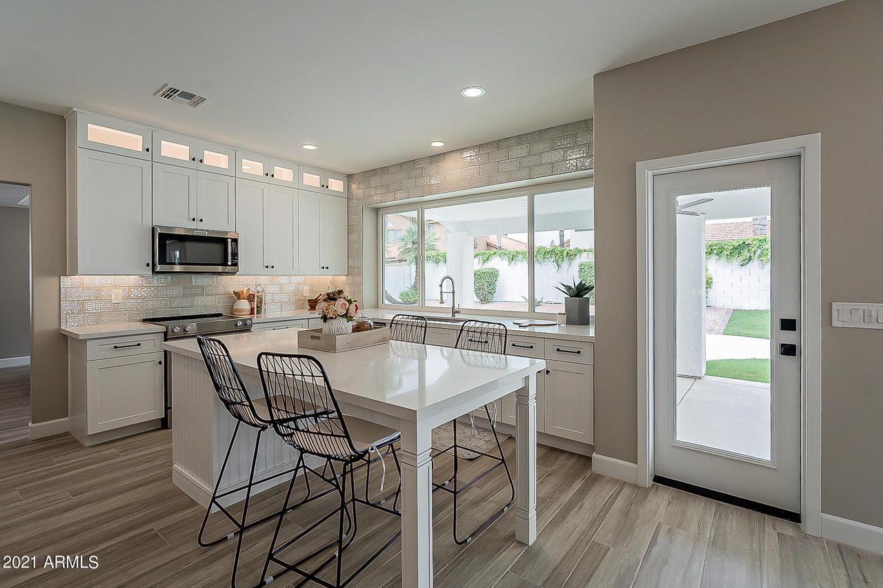 5744 E Paradise Ln., Scottsdale, AZ 85254