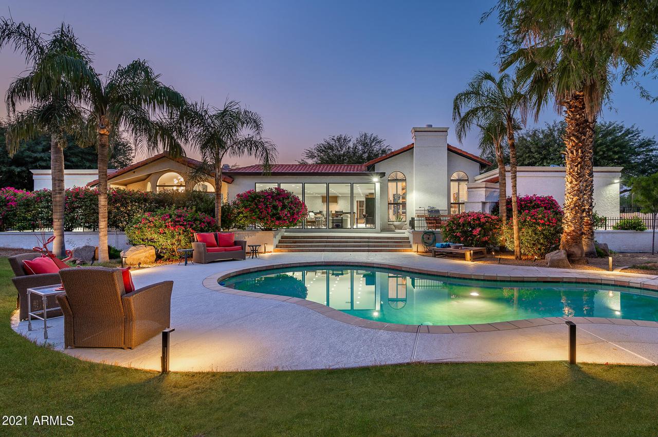 8041 E Juan Tabo Rd., Scottsdale, AZ 85255