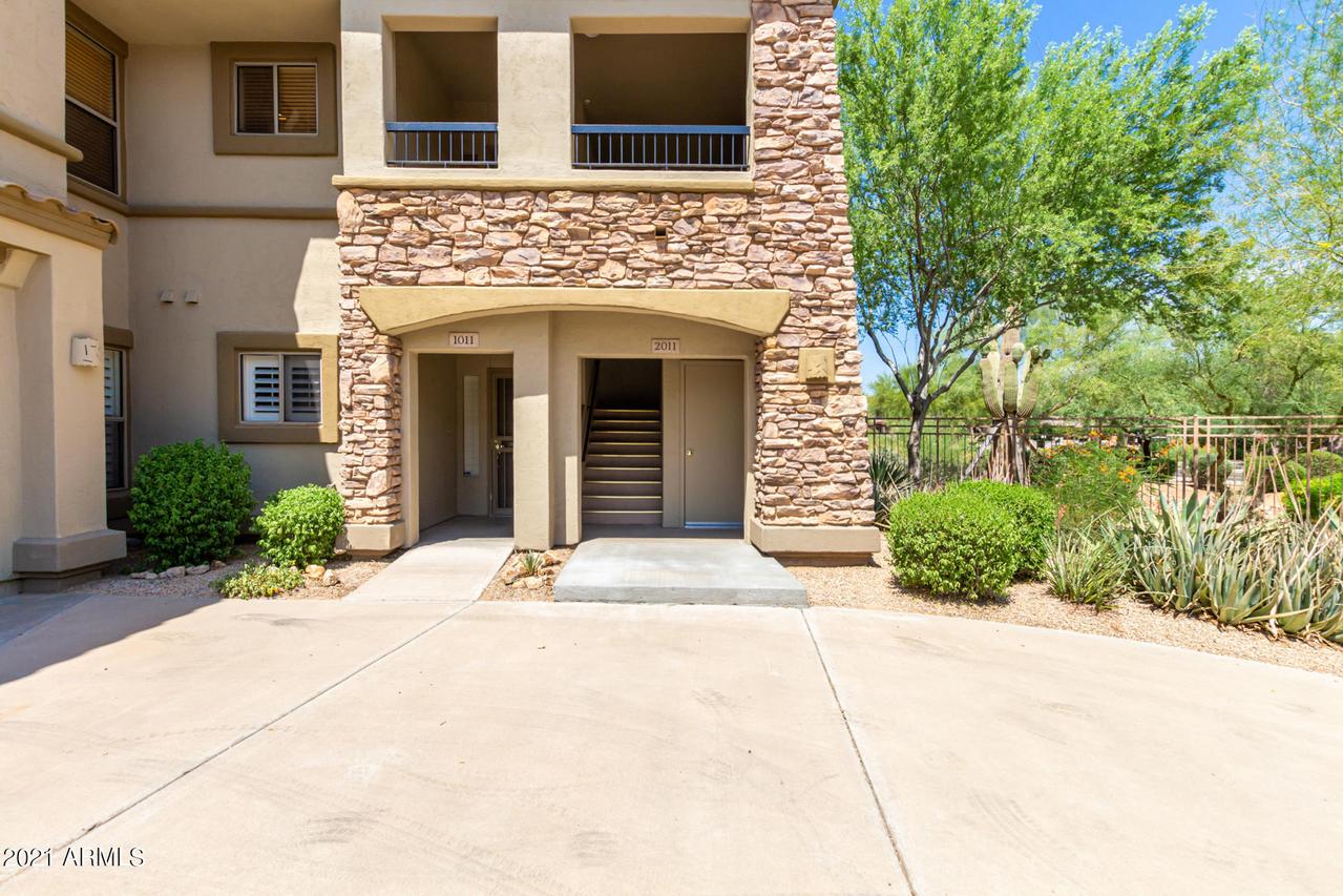 19700 N 76th St. #2011, Scottsdale, AZ 85255