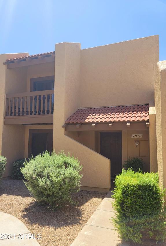 5810 W Winchcomb Dr., Glendale, AZ 85306