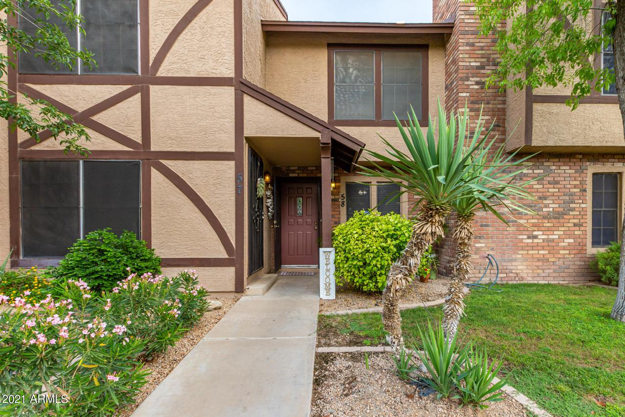 8111 W Wacker Rd. #58, Peoria, AZ 85381