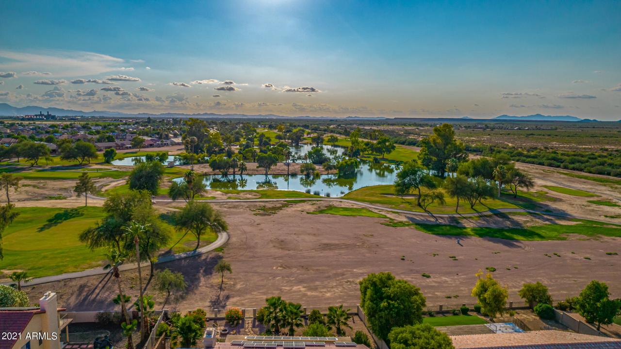 2135 N Lake Shore Dr., Casa Grande, AZ 85122