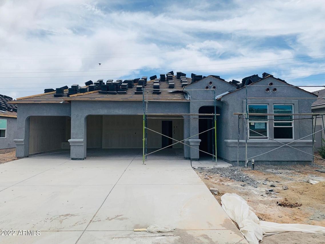 2207 S 46th St., Coolidge, AZ 85128