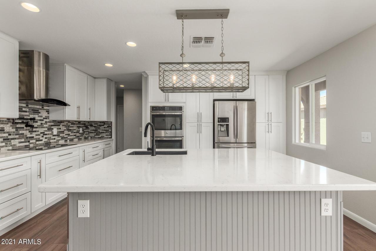 16165 W Hearn Rd., Surprise, AZ 85379