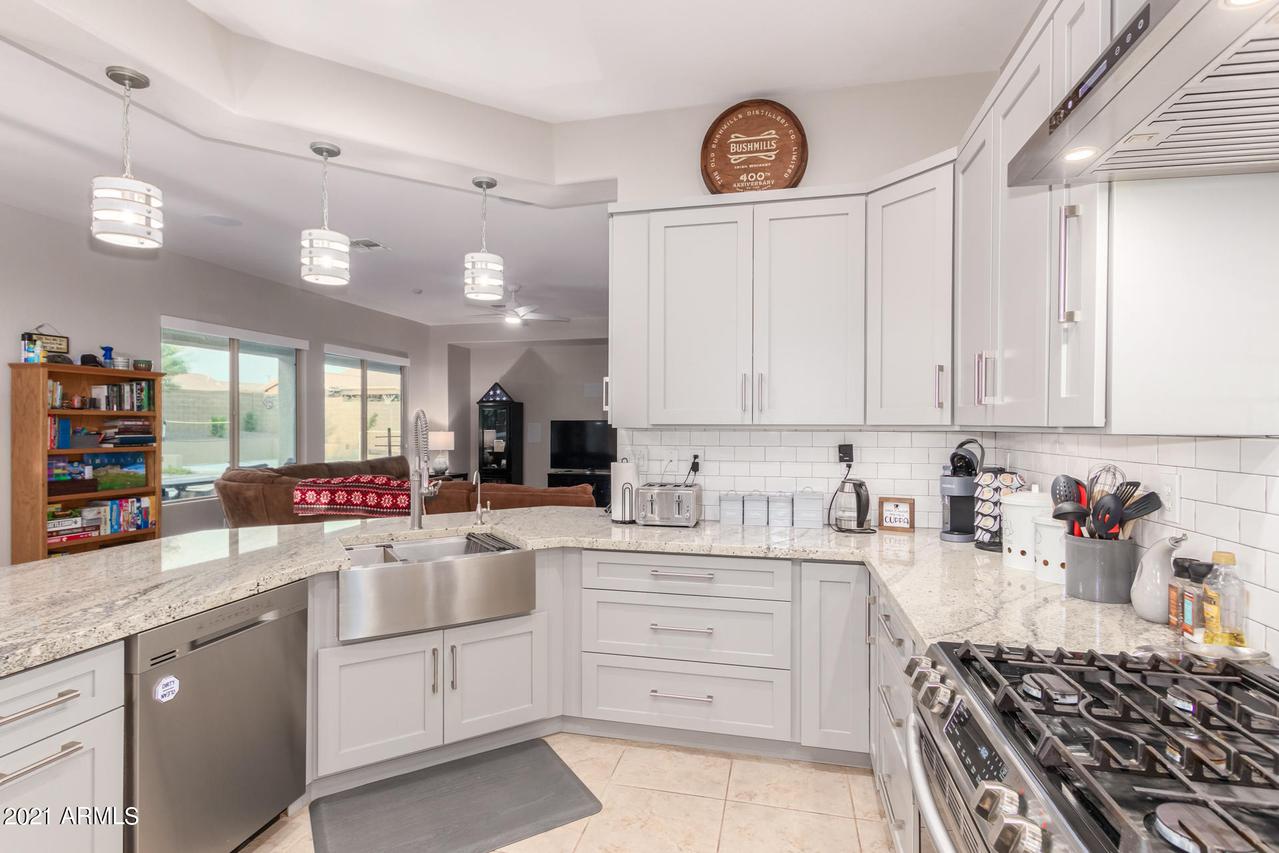 4722 W Silva Dr., Phoenix, AZ 85087