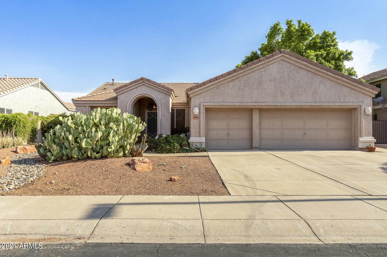 2907 E Millbrae Ln., Gilbert, AZ 85234
