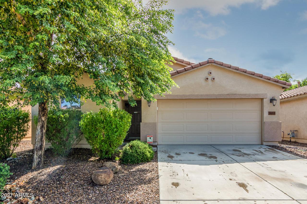 38035 N Carolina Ave., San Tan Valley, AZ 85140