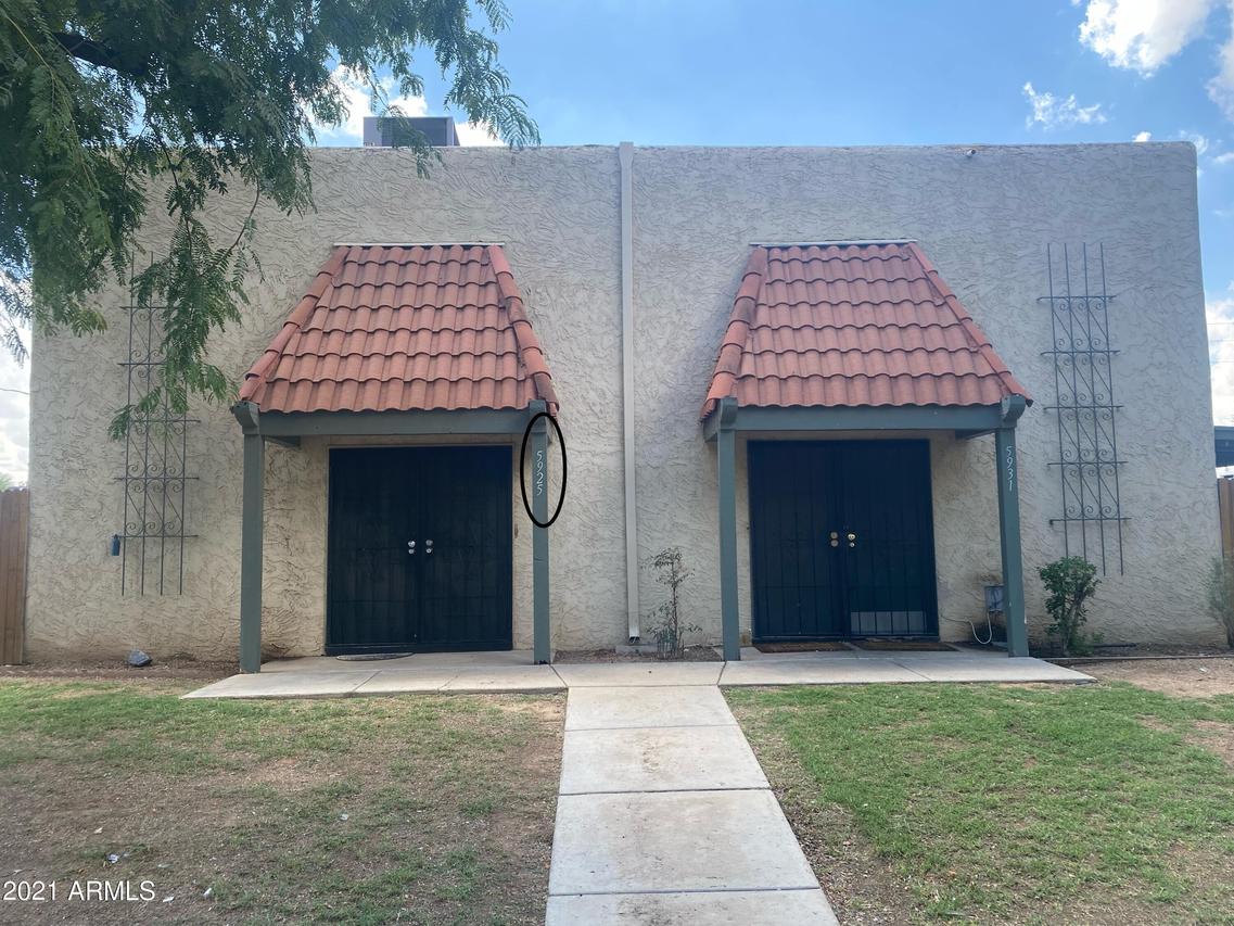 5925 W Golden Ln., Glendale, AZ 85302