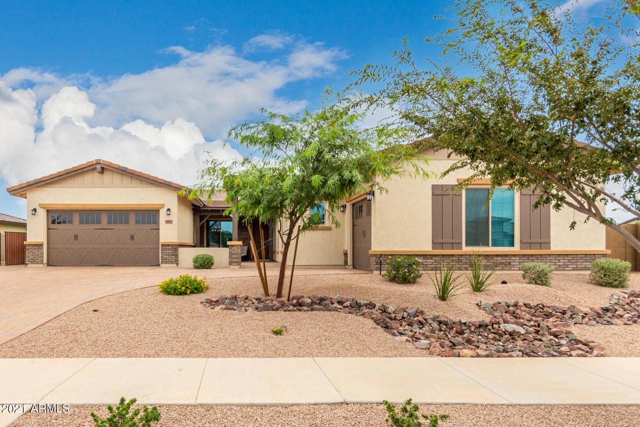 20997 E Aquarius Way, Queen Creek, AZ 85142