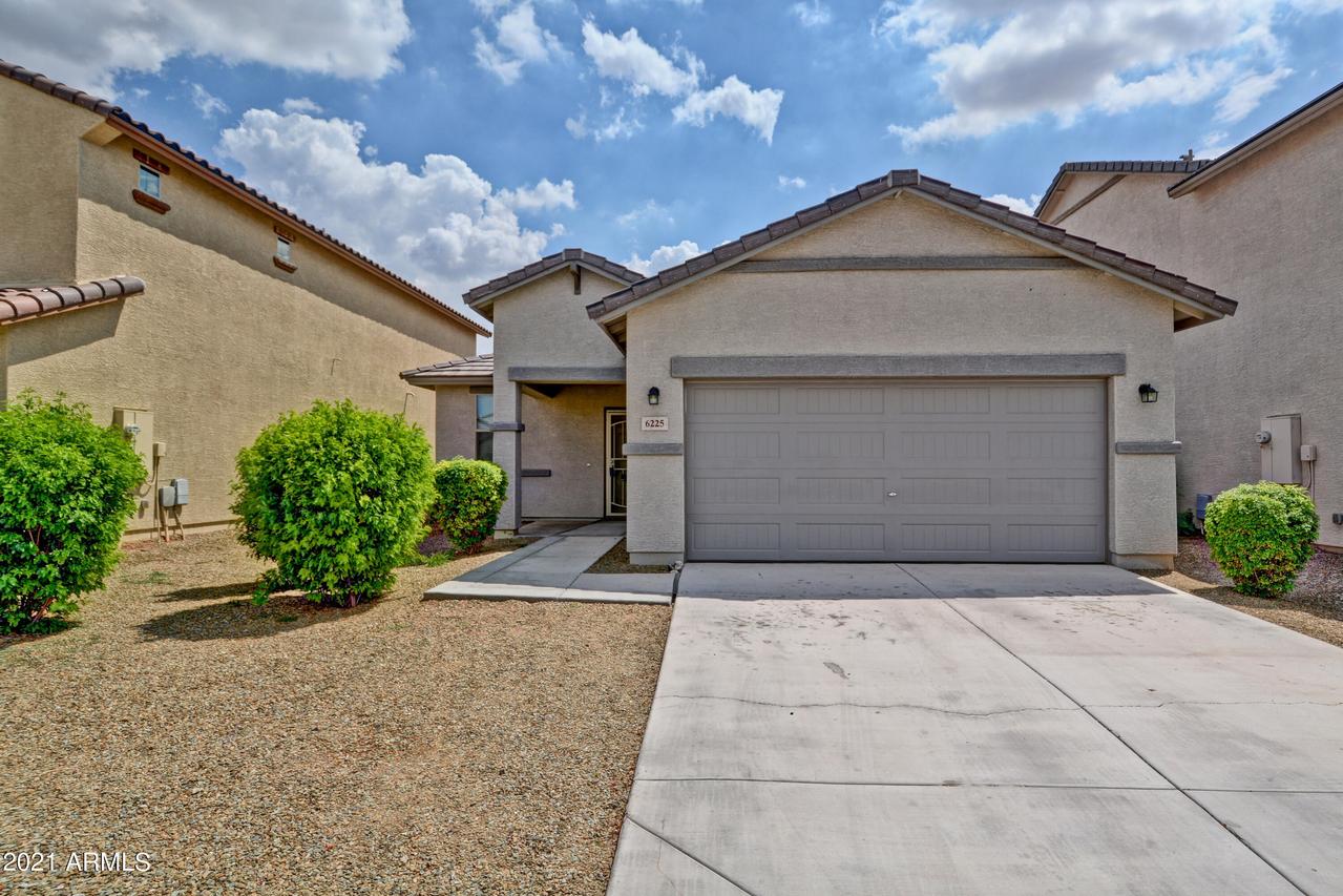 6225 W Laurie Ln., Glendale, AZ 85302