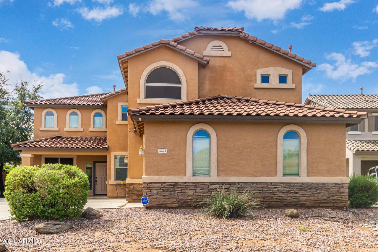 1007 W Holstein Tr., San Tan Valley, AZ 85143