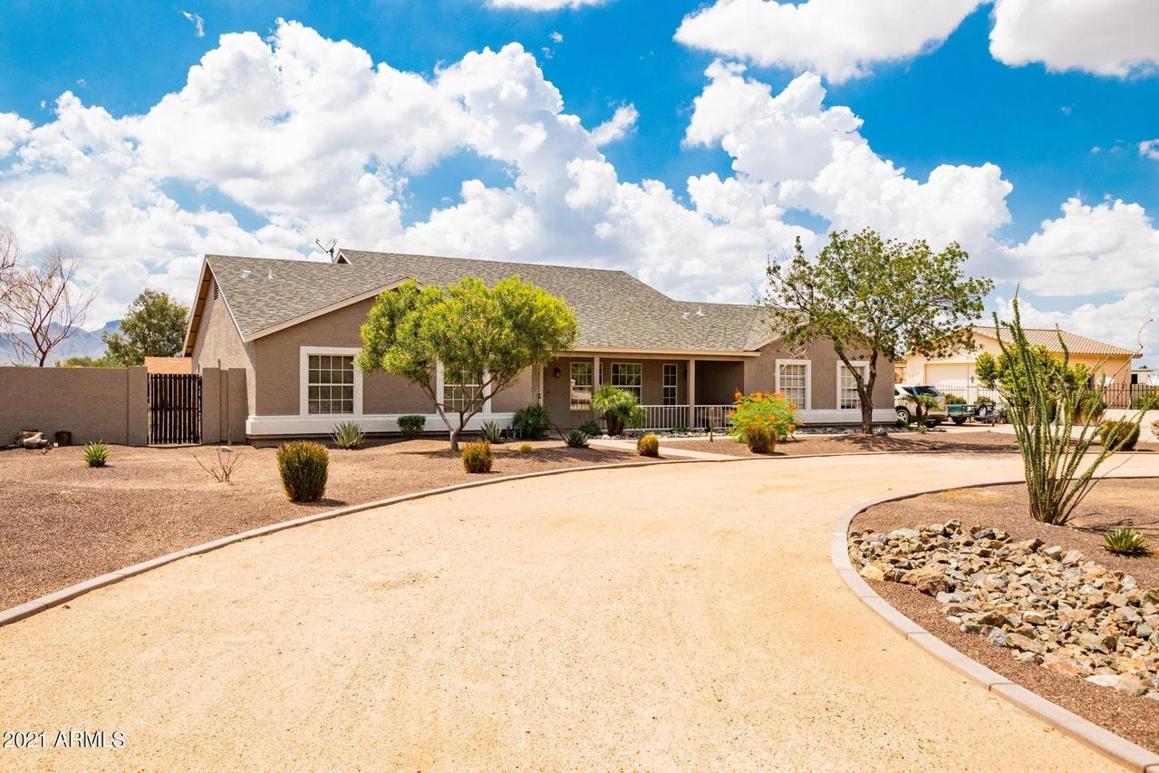 7220 N 175th Ave., Waddell, AZ 85355