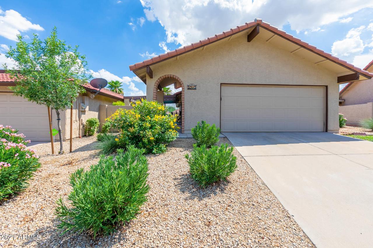 5213 E Tunder Cir., Phoenix, AZ 85044