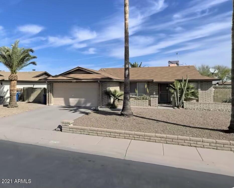 2422 W Brooks St., Chandler, AZ 85224