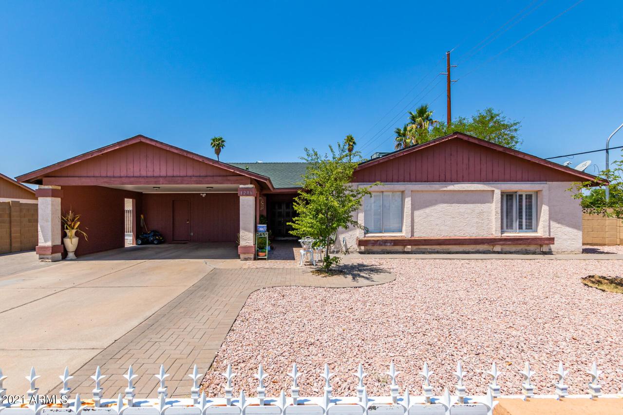 1206 S Doran, Mesa, AZ 85204