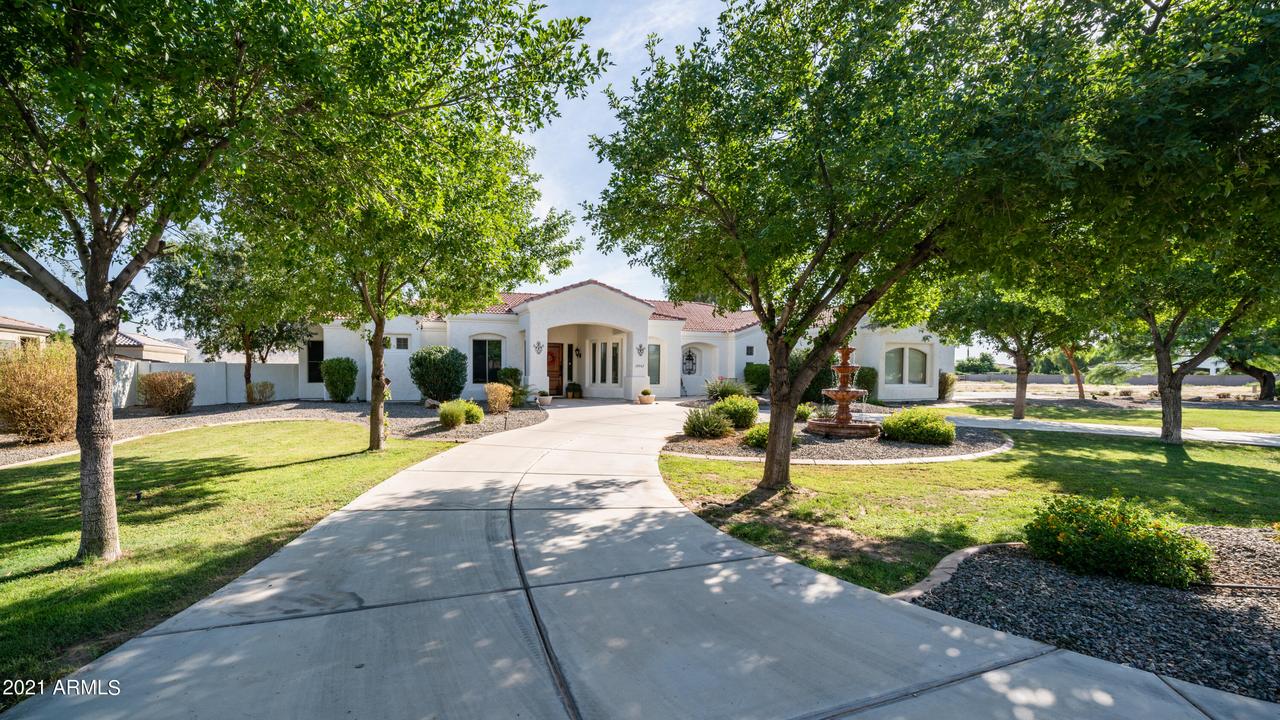 19907 E Elaine Cir., Queen Creek, AZ 85142