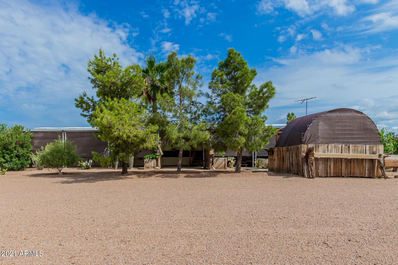 160 S Acacia Rd., Apache Junction, AZ 85119